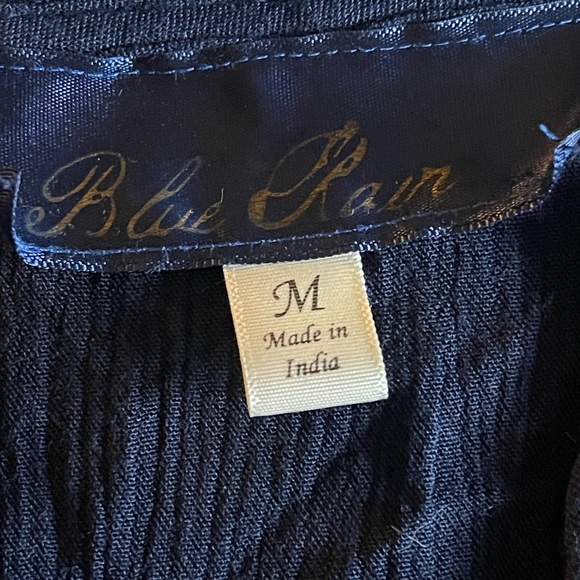 Embroidered Floral Top - Picture 3 of 5